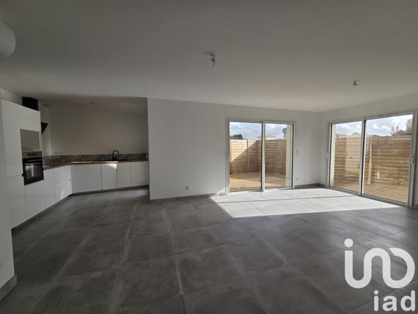 Maison à vendre 5 pièces 104 m² Poitiers