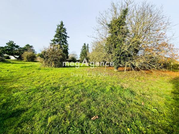 Terrain à Châteauneuf-en-Thymerais, 28170 - 698m²