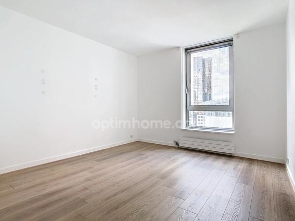 Courbevoie La Défense - appartement 2 chambres, balcon, environnement calme et verdoyant
