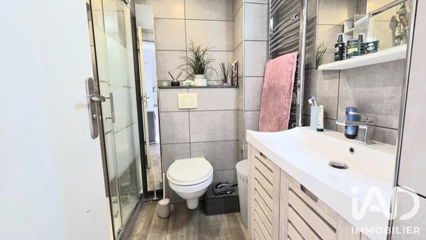 Appartement à vendre 3 pièces 58,78 m² Paray-Vieille-Poste