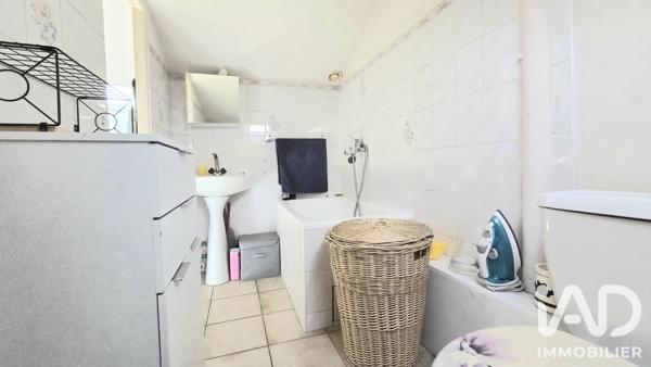 Appartement à vendre 3 pièces 58,78 m² Paray-Vieille-Poste