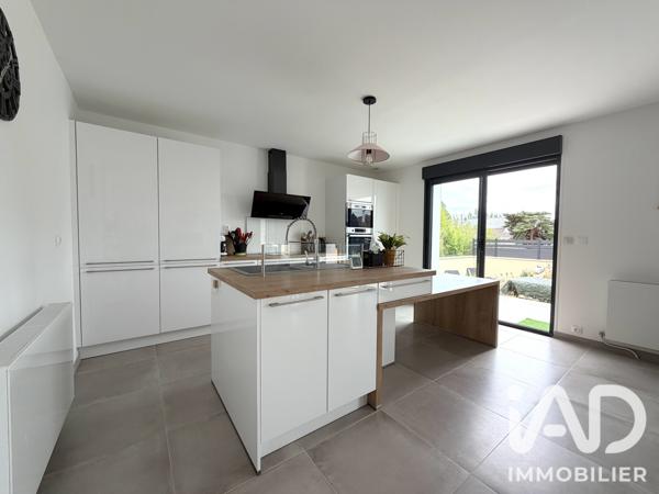 Maison à vendre 9 pièces 220 m² Couëron