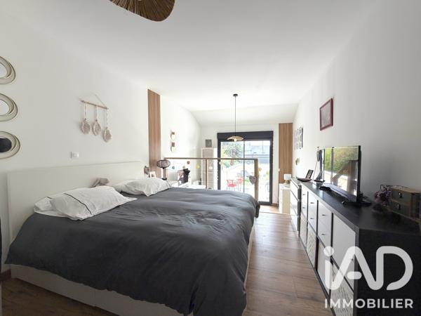 Maison à vendre 9 pièces 220 m² Couëron