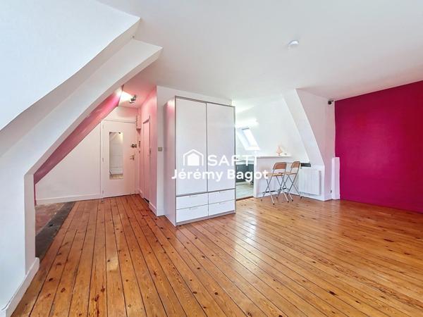 En exclusivité – Tours centre, quartier des Halles