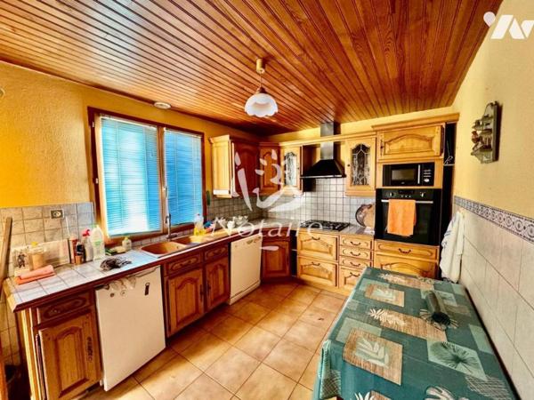 Maison avec terrain de 19 673 m²