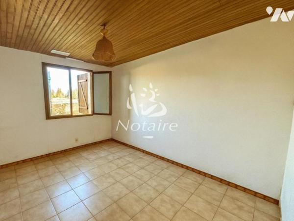 Maison avec terrain de 19 673 m²