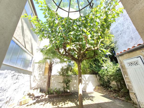 Echoppe double Bordeaux 4 pièces 116.50 m2 , Bordeaux