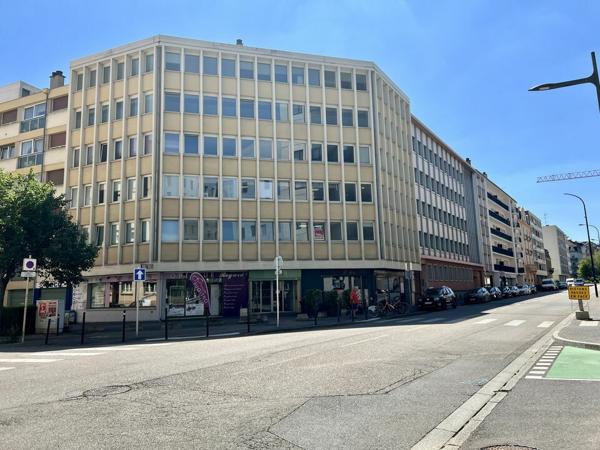 BUREAUX à LOUER de 120 m²