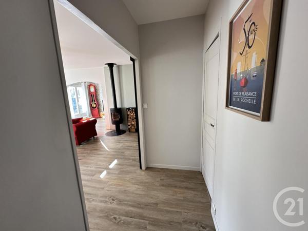 Maison à vendre  5 pièces - 90 m2 STE SOULLE - 17