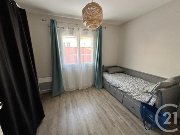 Maison à vendre  5 pièces - 90 m2 STE SOULLE - 17