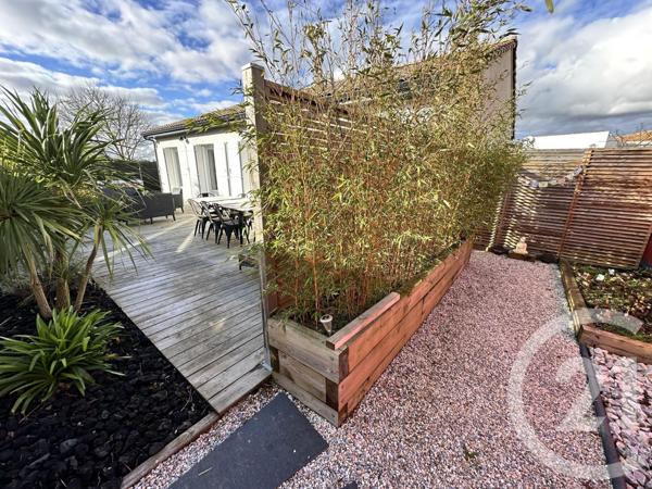 Maison à vendre  5 pièces - 90 m2 STE SOULLE - 17