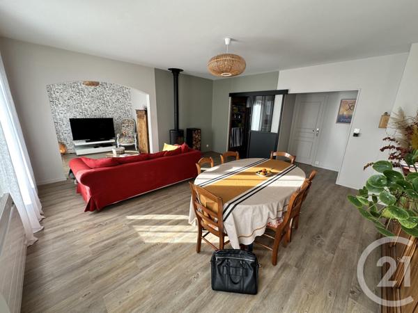 Maison à vendre  5 pièces - 90 m2 STE SOULLE - 17