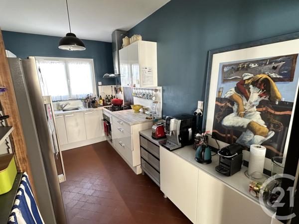 Maison à vendre  5 pièces - 90 m2 STE SOULLE - 17