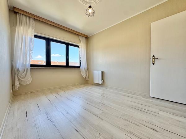 À louer - Beau T4 avec balcon, garage, parking et cave - VOLKRANGE