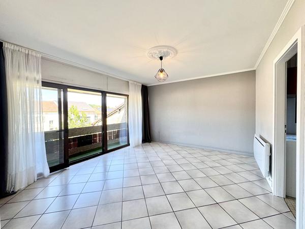 À louer - Beau T4 avec balcon, garage, parking et cave - VOLKRANGE