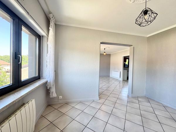À louer - Beau T4 avec balcon, garage, parking et cave - VOLKRANGE