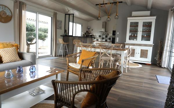 Maison à vendre    4 pièces •  Saint-Martin-de-Ré