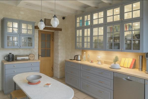 Propriété en position dominante avec 3 logements, environ 18 Hectares- Piscine Pineuilh
