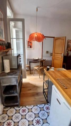 Appartement de charme 2 pièces centre ville Béziers. Entièrement réhabilité