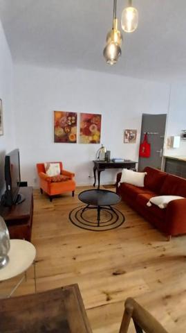 Appartement de charme 2 pièces centre ville Béziers. Entièrement réhabilité