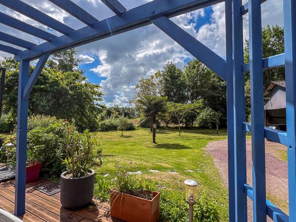Maison à vendre 10 min Angers Sud surplombant la Loire, avec 5 chambres et vaste parc arboré - Hangar de plus de 100m² - 15 min Gare d'Angers