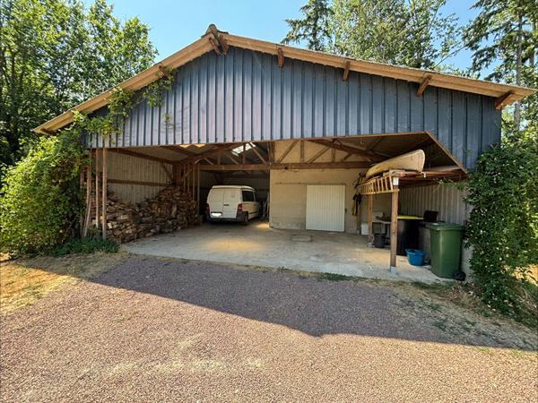 Maison à vendre 10 min Angers Sud surplombant la Loire, avec 5 chambres et vaste parc arboré - Hangar de plus de 100m² - 15 min Gare d'Angers