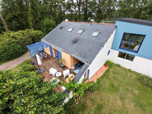 Maison à vendre 10 min Angers Sud surplombant la Loire, avec 5 chambres et vaste parc arboré - Hangar de plus de 100m² - 15 min Gare d'Angers