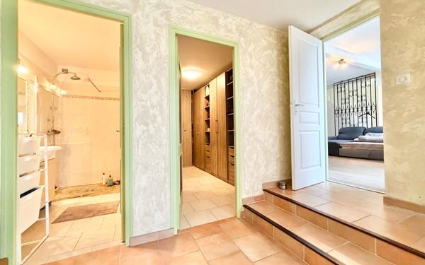 Maison à vendre    7 pièces • 202,72 m2 Mainvilliers