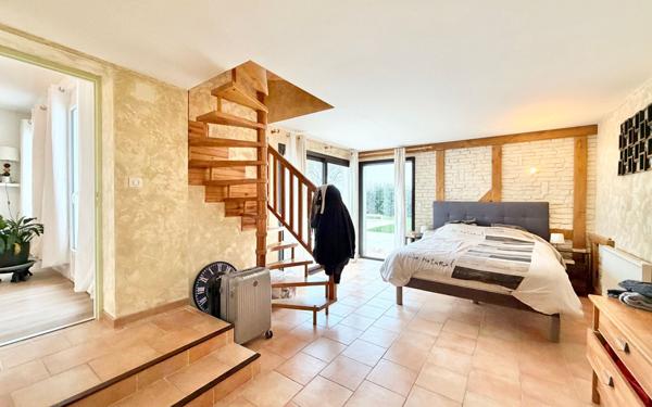 Maison à vendre    7 pièces • 202,72 m2 Mainvilliers