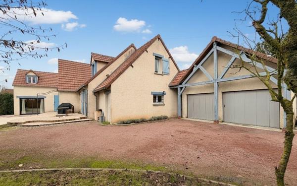 Maison à vendre    7 pièces • 202,72 m2 Mainvilliers