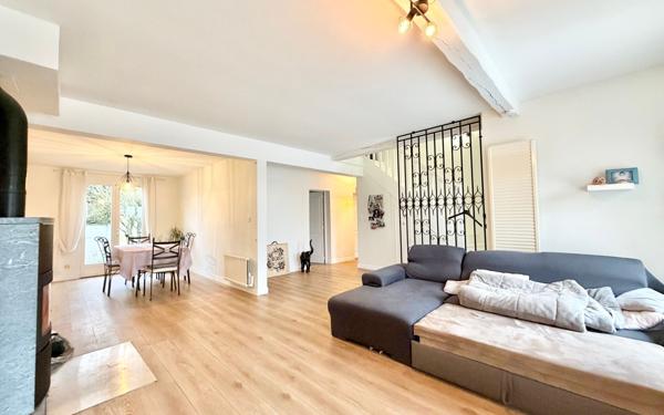 Maison à vendre    7 pièces • 202,72 m2 Mainvilliers