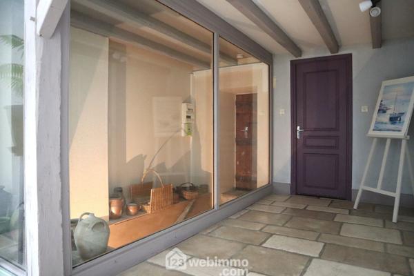 Maison 390 m² à Lussac-les-Châteaux 86320