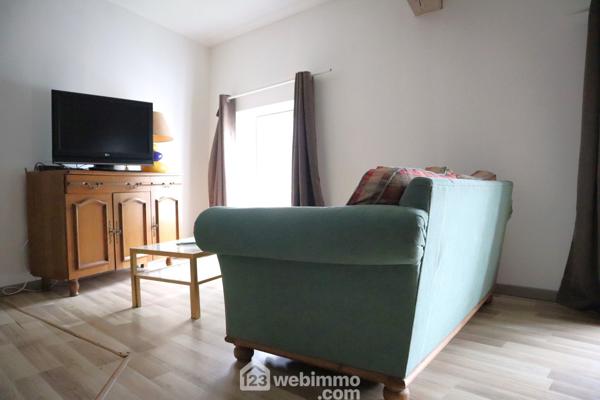 Maison 390 m² à Lussac-les-Châteaux 86320