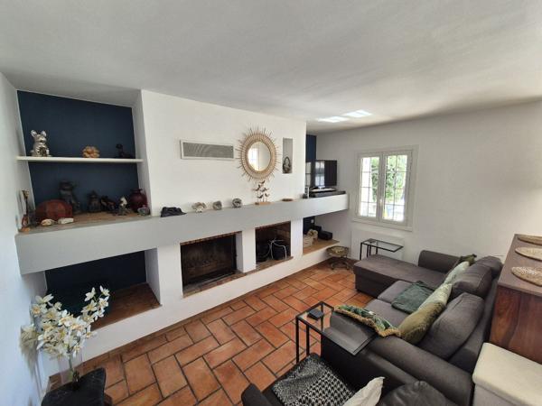 Villa 4 faces avec piscine et 4/5 chambres (au golf) Saint cyprien