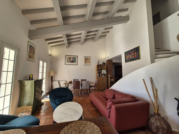 Villa 4 faces avec piscine et 4/5 chambres (au golf) Saint cyprien