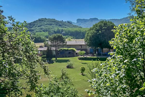 Propriété d’exception au pied du Vercors : charme Authentique et Sérénité