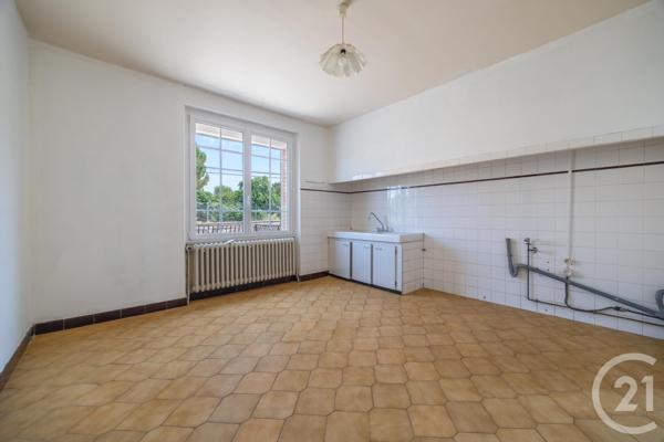 Maison à vendre  8 pièces - 182,40 m2 CARMAUX - 81