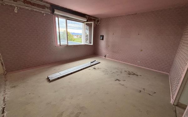 Appartement à vendre    3 pièces • 67 m2 Idron