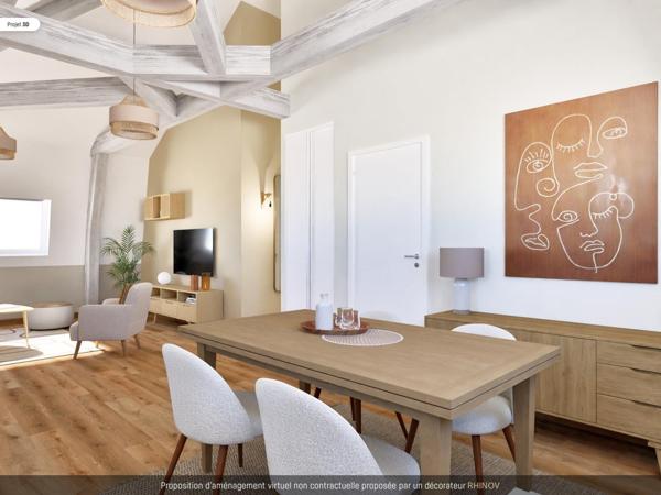 Au sein d'une maison de Maitre : T4 au 2ème étage