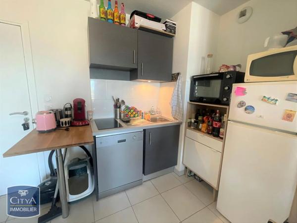 Appartement à louer 2 pièces 40.93m² Arles (13200)