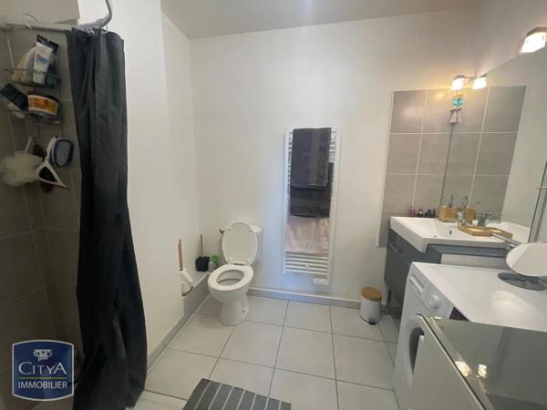 Appartement à louer 2 pièces 40.93m² Arles (13200)