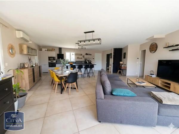 Maison à louer 5 pièces 110.25m² Draguignan (83300)