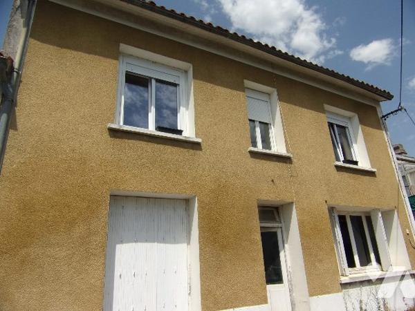 ENSEMBLE DE DEUX LOGEMENTS INDEPENDANTS