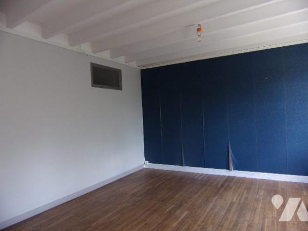 ENSEMBLE DE DEUX LOGEMENTS INDEPENDANTS