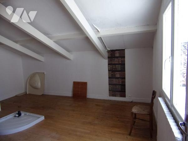 ENSEMBLE DE DEUX LOGEMENTS INDEPENDANTS