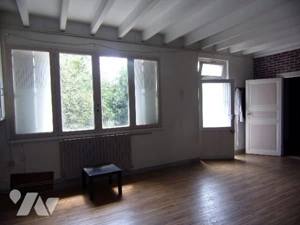 ENSEMBLE DE DEUX LOGEMENTS INDEPENDANTS