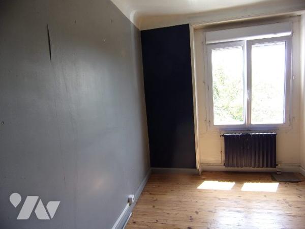 ENSEMBLE DE DEUX LOGEMENTS INDEPENDANTS