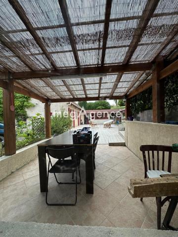 Maison à NOE, 89320 - 6 pièces 150m²