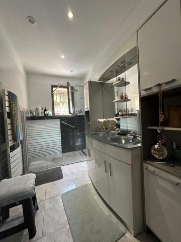 Maison à NOE, 89320 - 6 pièces 150m²