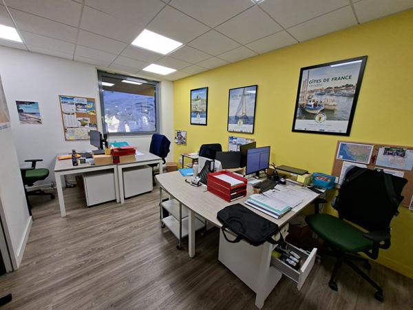 Bureaux La Roche Sur Yon 80 m2 , La roche sur yon